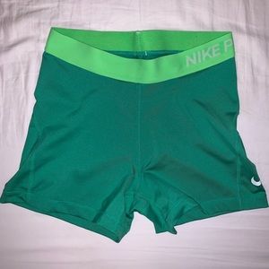 Nike Pro Shorts Medium